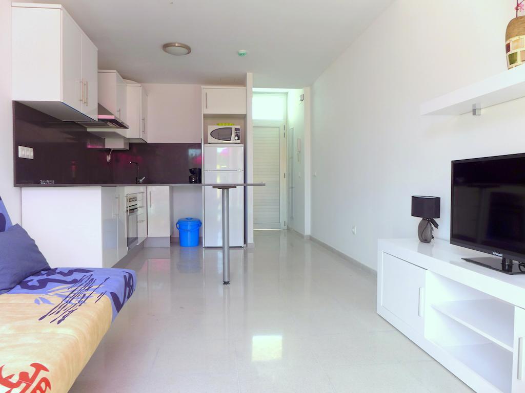 Rentalmar Sun Dore Miami Playa Room photo
