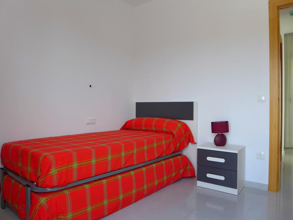 Rentalmar Sun Dore Miami Playa Room photo